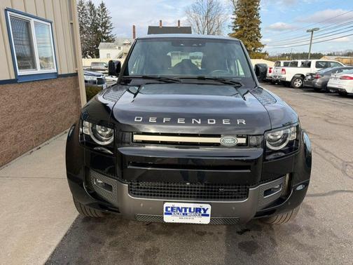 2022 Land Rover Defender 110 X-Dynamic SE