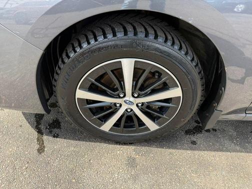2019 Subaru Impreza 2.0i Premium