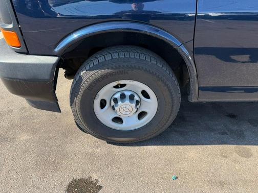 2017 Chevrolet Express 2500 Work Van