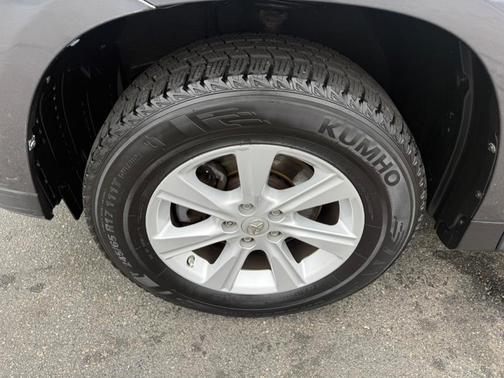 2012 Toyota Highlander SE