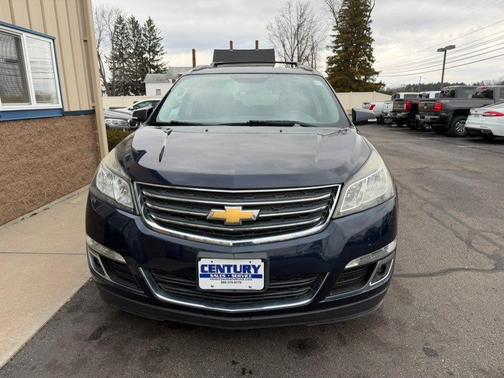 2017 Chevrolet Traverse 2LT