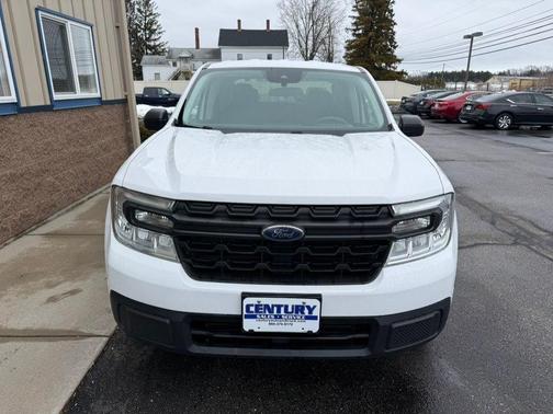 2022 Ford Maverick XL