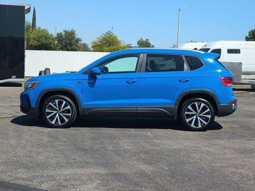 Blue 2022 Volkswagen Taos 1.5T SE