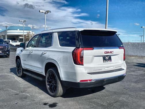 Summit White 2026 GMC Yukon 2WD Elevation