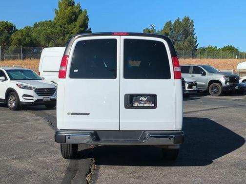 Summit White 2024 Chevrolet Express 3500 RWD 3500 Extended Wheelbase LT