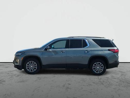 Silver Sage Metallic 2023 Chevrolet Traverse LT Cloth