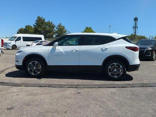 Summit White 2025 Chevrolet Blazer 2LT