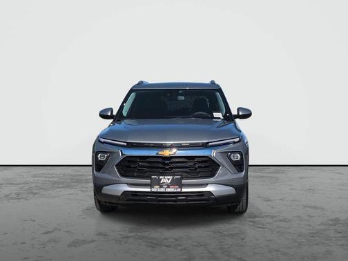 Sterling Gray Metallic 2025 Chevrolet Trailblazer LT