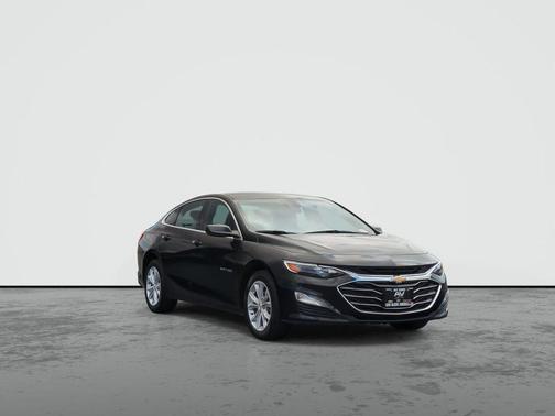 Mosaic Black Metallic 2025 Chevrolet Malibu FWD 1LT