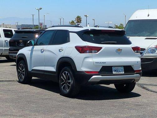 Summit White 2024 Chevrolet Trailblazer LT
