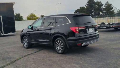 Crystal Black Pearl 2022 Honda Pilot 2WD EX-L