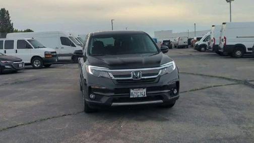 Crystal Black Pearl 2022 Honda Pilot 2WD EX-L