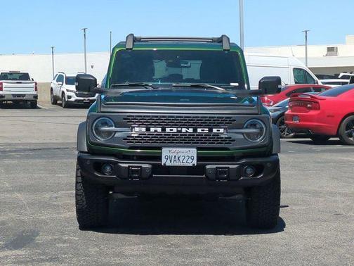ERUPTION GREEN METALLIC 2025 Ford Bronco Badlands