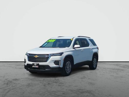 Summit White 2023 Chevrolet Traverse LT Cloth