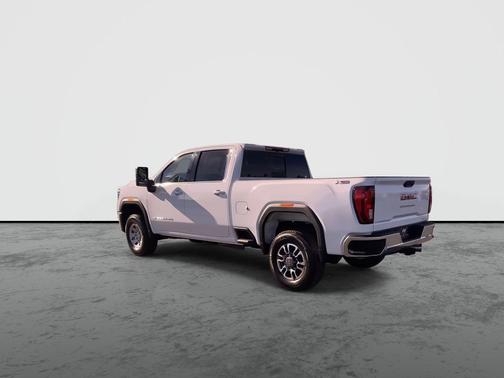Summit White 2026 GMC Sierra 2500 SLE