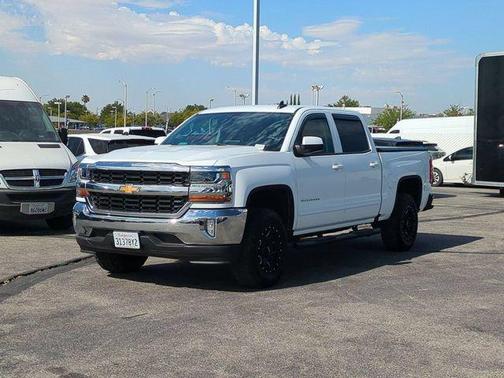 Summit White 2018 Chevrolet Silverado 1500 1LT
