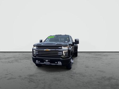 Greenstone Metallic 2023 Chevrolet Silverado 3500 High Country