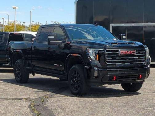 Onyx Black 2024 GMC Sierra 2500 AT4