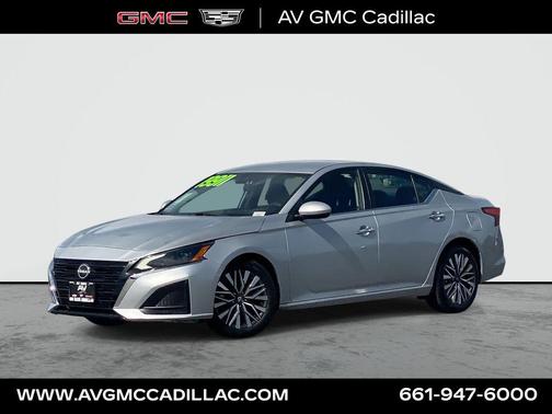 Brilliant Silver Metallic 2023 Nissan Altima 2.5 SV