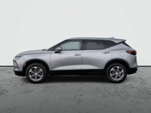 Sterling Gray Metallic 2024 Chevrolet Blazer 2LT