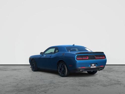 Frostbite 2022 Dodge Challenger GT