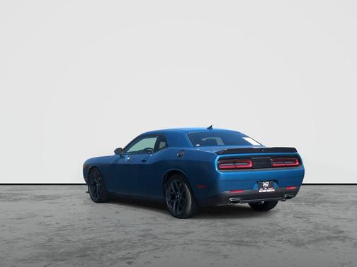 Frostbite 2022 Dodge Challenger GT