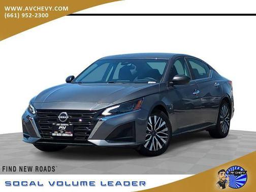 Gun Metallic 2025 Nissan Altima SV FWD