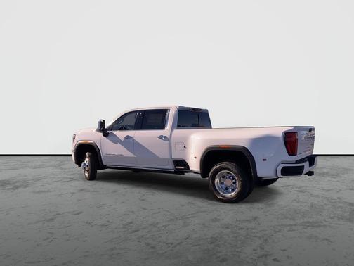 2026 GMC Sierra 3500 Denali