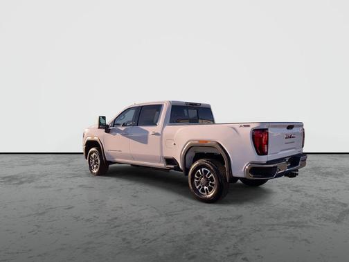 2026 GMC Sierra 2500 SLE