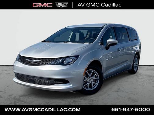 Silver Mist Clearcoat 2023 Chrysler Voyager LX