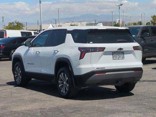 Summit White 2026 Chevrolet Equinox 1LT