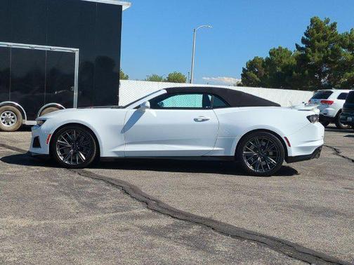 Summit White 2023 Chevrolet Camaro ZL1