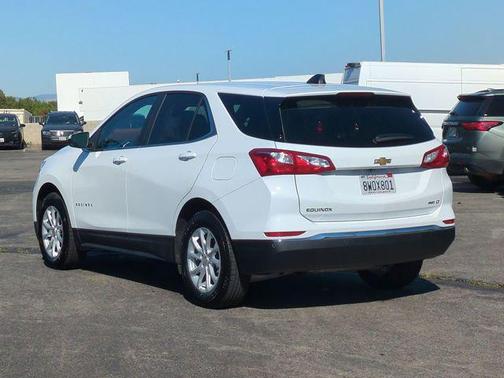 Summit White 2021 Chevrolet Equinox 1LT