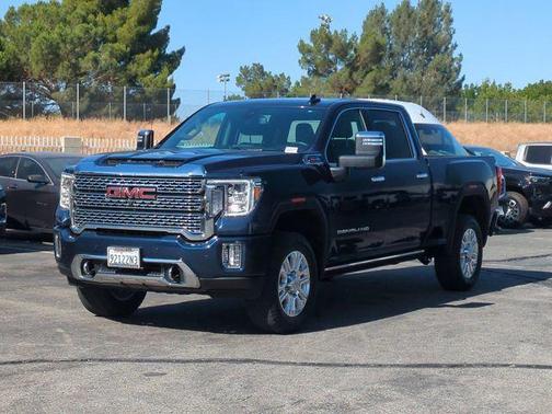 Pacific Blue Metallic 2022 GMC Sierra 2500 Denali