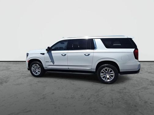 White Frost Tricoat 2024 GMC Yukon XL Denali