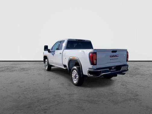 Summit White 2026 GMC Sierra 2500 SLE