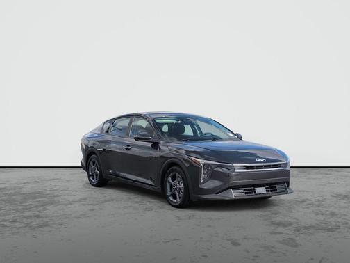 Interstellar Gray 2025 Kia K4 LXS