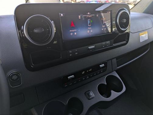2025 Mercedes-Benz Sprinter 2500 Passenger 144 WB
