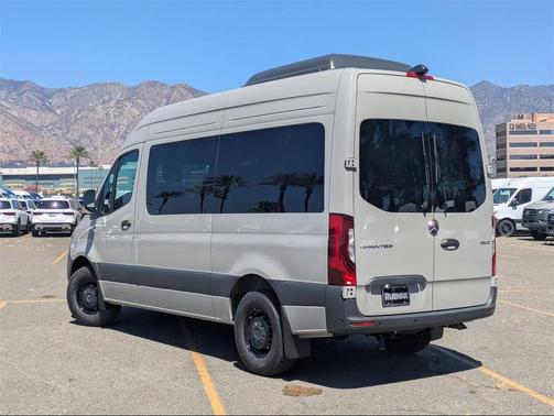 2025 Mercedes-Benz Sprinter 2500 Passenger 144 WB
