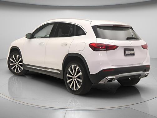 Polar White 2023 Mercedes-Benz GLA 250 Base