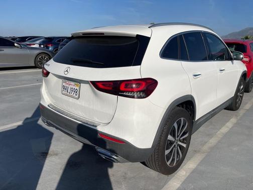 Polar White 2023 Mercedes-Benz GLA 250 Base