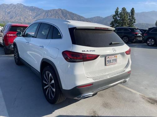 Polar White 2023 Mercedes-Benz GLA 250 Base