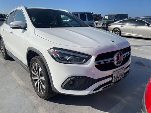 Polar White 2023 Mercedes-Benz GLA 250 Base