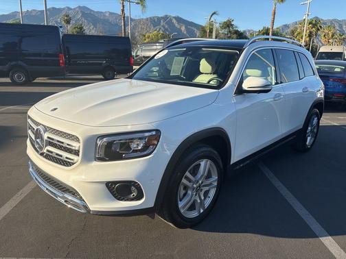 2023 Mercedes-Benz GLB 250 