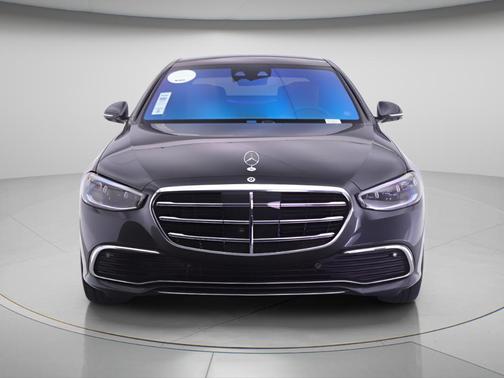 Graphite Gray Metallic 2024 Mercedes-Benz S-Class S 580 4MATIC