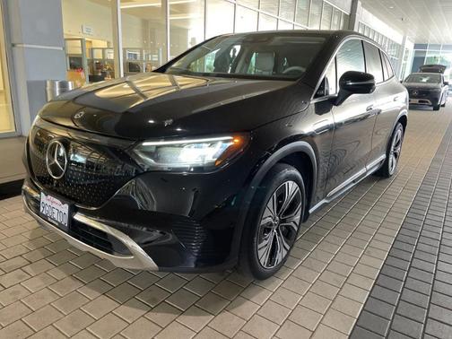 Obsidian Black Metallic 2023 Mercedes-Benz EQE 350+ Base