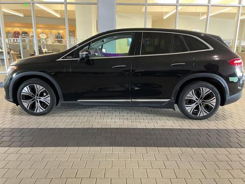 Obsidian Black Metallic 2023 Mercedes-Benz EQE 350+ Base