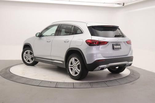 2023 Mercedes-Benz GLA 250 