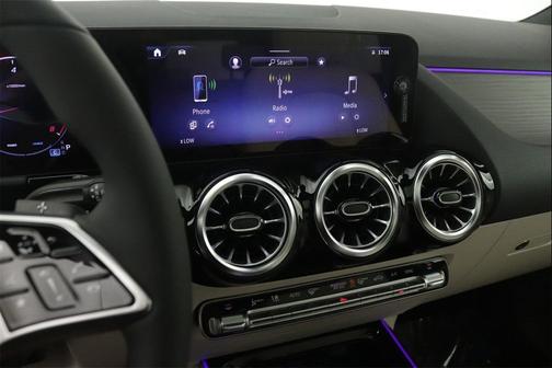 2026 Mercedes-Benz GLA 250 4MATIC
