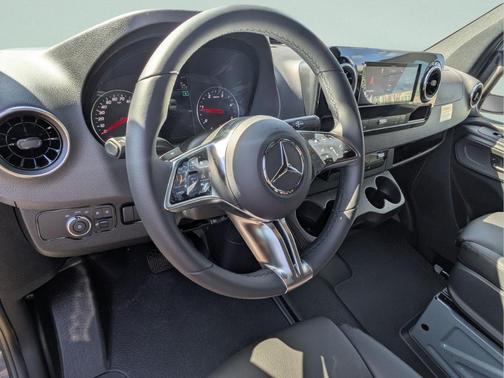 2025 Mercedes-Benz Sprinter 2500 170 WB High Roof Extended Cargo